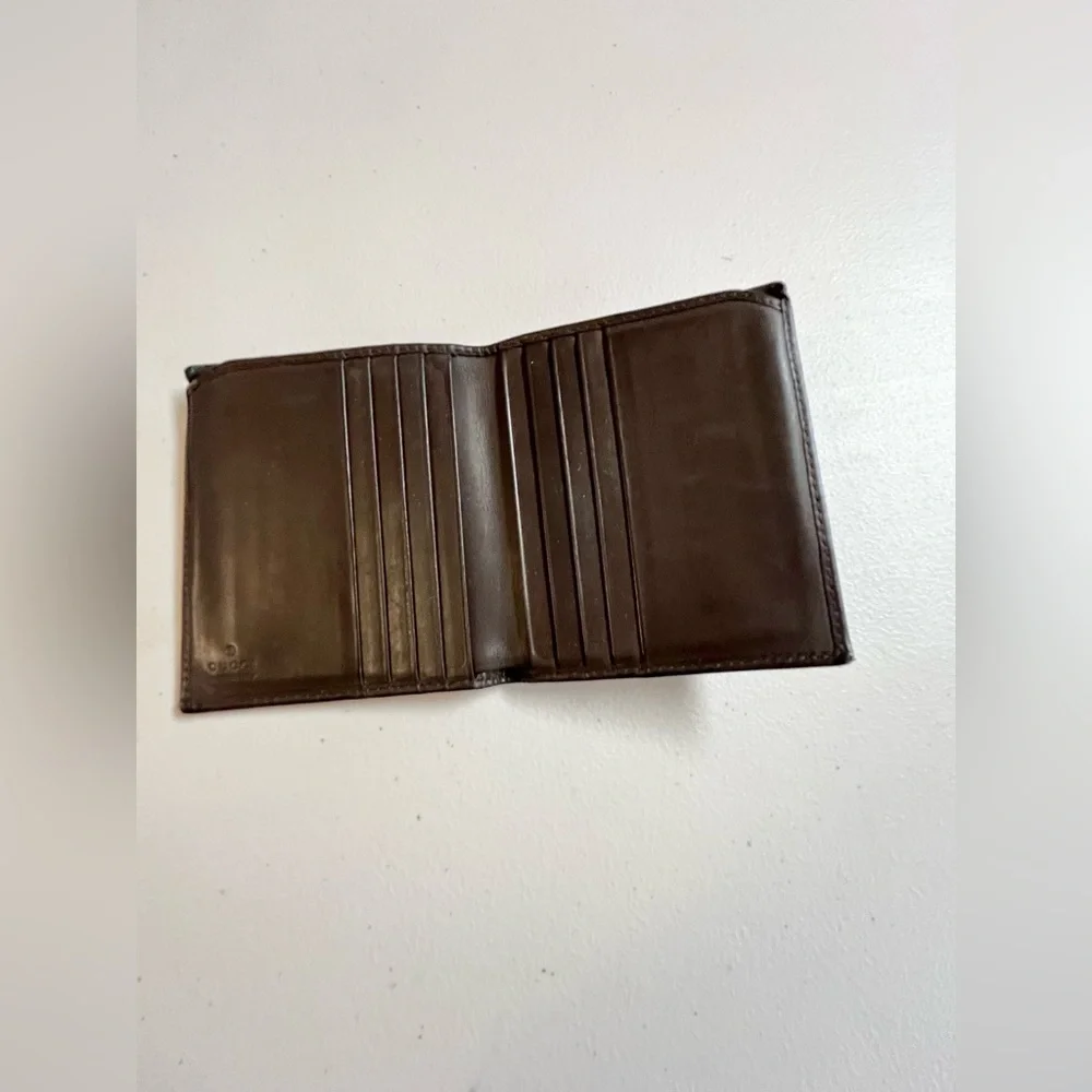 Gucci brown leather Wallet